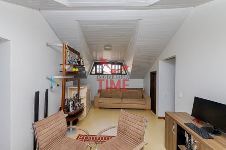 3_photo/94dce61299.dcaaaf9a7a00eb3d-ATLAS-a3e31cbe-d138-4fc6-a267-9eefcf87ae87.jpg de casa à venda com 3 quartos, 240m² em Tingui, Curitiba