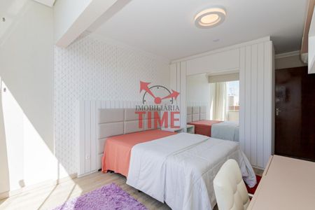 31_photo/94dce61299.dcaaaf9a7a00eb3d-ATLAS-d3fb37d0-5707-463c-8b67-bf10a23cefe5.jpg de casa à venda com 3 quartos, 240m² em Tingui, Curitiba