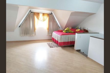 3_photo/94dce612f5.2d3ac289e0c8b5b7-ATLAS-dd11f845-3ffa-42d9-89aa-5e061f72c36b.jpg de casa à venda com 3 quartos, 135m² em Tingui, Curitiba