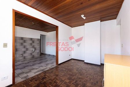 6_photo/94dce6131f.3661479a1a3a7969-ATLAS-4bcc3061-b319-47fd-8d2c-9949f4d3e5ca.jpg de casa à venda com 3 quartos, 470m² em Tingui, Curitiba