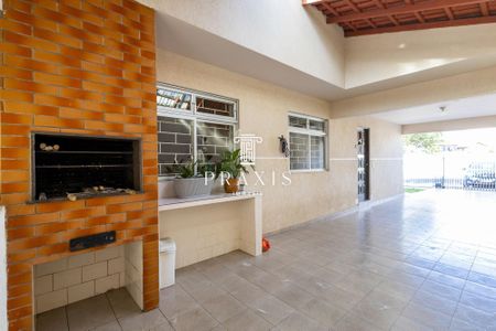 9_photo/94dce61325.ed4f9904fc8225d3-ATLAS-c17ff0e6-2ba2-4aff-a376-3fcad2b18d1d.jpg de casa à venda com 4 quartos, 600m² em Tingui, Curitiba