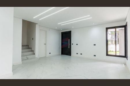 20_photo/94dce6154d.dd72da75736ca14e-ATLAS-71971852-b443-409c-8a81-ef094e12d24d.jpg de casa à venda com 4 quartos, 190m² em Santa Cândida, Curitiba