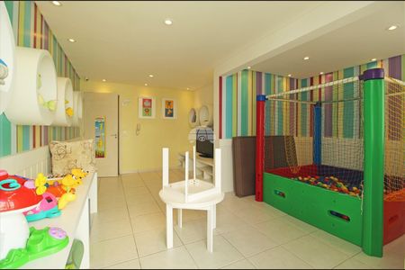 8_photo/94dce61639.f45207d2d966f42e-ATLAS-2f19b3c0-63b3-4d79-9aee-0d8a10bb7e1b.jpg de apartamento para alugar com 2 quartos, 54m² em Santa Cândida, Curitiba