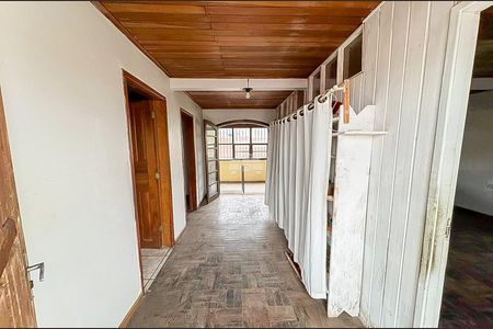 11_photo/94dce618bf.98cf39ec7952f033-ATLAS-5e764692-5baf-4cf0-abf5-885b98617048.jpg de casa à venda com 6 quartos, 190m² em Atuba, Curitiba