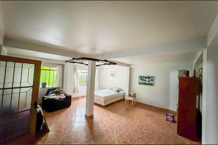 5_photo/94dce618bf.98cf39ec7952f033-ATLAS-d6a11f1b-acca-4ea6-935c-de2f9c054ca8.jpg de casa à venda com 6 quartos, 190m² em Atuba, Curitiba