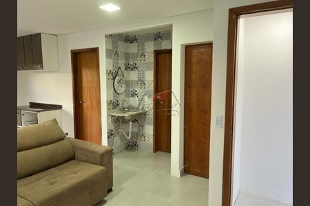9_photo/94dce637e5.9a54faa83c3e471c-ATLAS-a9597d1c-0b0d-43bd-ae30-7c2abf897e00.jpg de casa para alugar com 2 quartos, 45m² em Santa Cândida, Curitiba