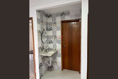 5_photo/94dce637e5.9a54faa83c3e471c-ATLAS-f45f5277-66a3-4fa0-ae3b-c44cfd27fea8.jpg de casa para alugar com 2 quartos, 45m² em Santa Cândida, Curitiba