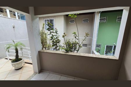 43_photo/94dce638df.0f81dd1a9a4f6ffb-ATLAS-890abe66-6c76-43fc-bfe6-5b2eb8cacc5f.jpg de casa à venda com 3 quartos, 99m² em Santa Cândida, Curitiba