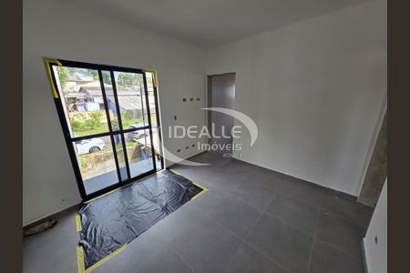 2_photo/94dce63a23.fbcd7a2e7ac63d93-ATLAS-148c8e24-d92b-451b-90cd-0a9f21814de6.jpg de casa à venda com 3 quartos, 121m² em Santa Cândida, Curitiba