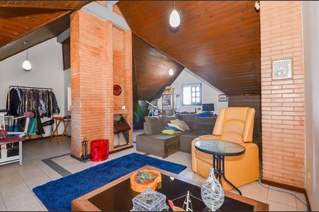 7_photo/94dce63c51.2ecc81a6ef288b9f-ATLAS-46fbf2f3-54fa-4e5d-a554-a365a39609fd.jpg de casa à venda com 2 quartos, 134m² em Tingui, Curitiba