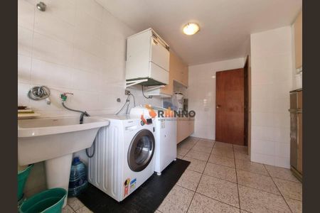 12_photo/94dce63c9b.1421303aa7be2334-ATLAS-e7bc44db-7a71-4797-8628-8abe2ccc76d7.jpg de casa à venda com 5 quartos, 546m² em Santa Cândida, Curitiba