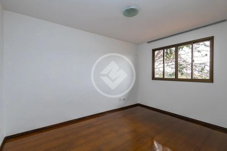 8_photo/94dce63cf5.1b9c903f4ef09b06-ATLAS-58094763-d7d2-4381-8843-38ff2a0cf45b.jpg de casa à venda com 3 quartos, 107m² em Santa Cândida, Curitiba