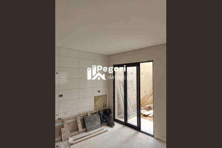 4_photo/94dce63d5d.7d44486df2fbe63f-ATLAS-a1c6ac4e-d078-4fff-ac68-15011f4e56d6.jpg de casa à venda com 3 quartos, 102m² em Santa Cândida, Curitiba