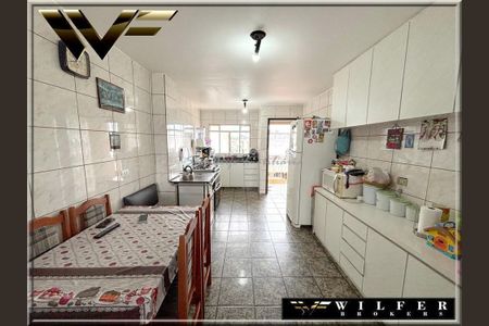 3_photo/94dce63d5f.935c805baf9a7d1f-ATLAS-04d009bf-b7ee-4c7e-9f39-a101af36a337.jpg de casa à venda com 3 quartos, 170m² em Santa Cândida, Curitiba