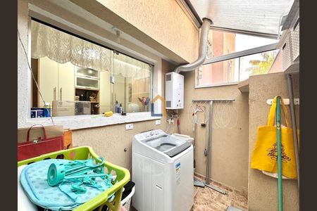 2_photo/94dce63dcb.bf5f11ba5e2929f8-ATLAS-004e82c7-8630-409a-8e37-381ccb514524.jpg de casa à venda com 3 quartos, 119m² em Santa Cândida, Curitiba