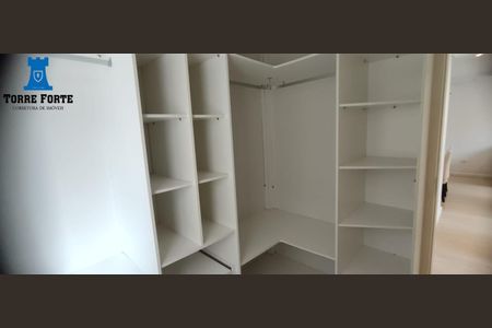 2_photo/94dce63e01.ee5872c032a98d51-ATLAS-070825f6-7192-47cf-9645-7c7347345d17.jpg de apartamento à venda com 3 quartos, 59m² em Santa Cândida, Curitiba