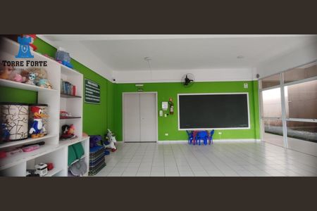 12_photo/94dce63e01.ee5872c032a98d51-ATLAS-39a59586-2d9c-48e9-9c31-1f86502e72b9.jpg de apartamento à venda com 3 quartos, 59m² em Santa Cândida, Curitiba