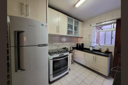 8_photo/94dce63e25.488d9430527a71af-ATLAS-49dc2ccc-a715-46c7-b87f-71fe090dc2d4.jpg de casa à venda com 3 quartos, 86m² em Tingui, Curitiba