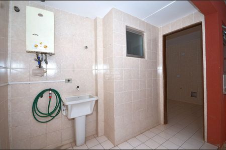 4_photo/94dce63e2d.44808fc0a3fdb136-ATLAS-8e492a5b-7f64-4e13-925f-e9be71d107e2.jpg de casa para alugar com 2 quartos, 80m² em Conj. Santa Cândida, Curitiba