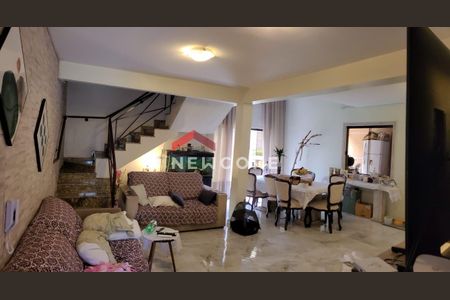 8_photo/94dce63e99.adb140a9451bad8e-ATLAS-90fe51ce-6ba5-4744-9221-9cd4ba236afc.jpg de casa à venda com 3 quartos, 250m² em Santa Cândida, Curitiba