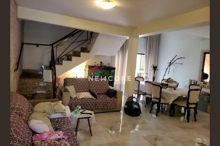 6_photo/94dce63e99.adb140a9451bad8e-ATLAS-d6878cd8-af1c-4c40-a989-3056672d4487.jpg de casa à venda com 3 quartos, 250m² em Santa Cândida, Curitiba