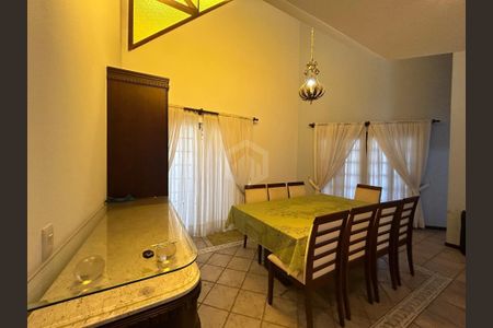 3_photo/94dce64189.3be18b52e244e7c2-ATLAS-0543db19-344d-4fe5-8e33-da56628a13b9.jpg de casa à venda com 3 quartos, 300m² em Santa Cândida, Curitiba