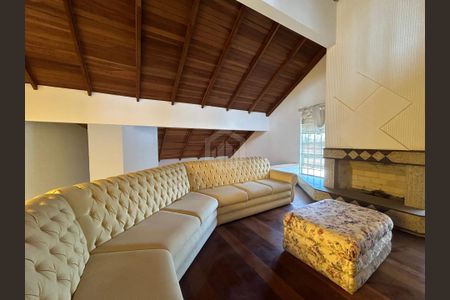 19_photo/94dce64189.3be18b52e244e7c2-ATLAS-7d540a7e-c0e7-4ec3-9a4c-deb3053ccc85.jpg de casa à venda com 3 quartos, 300m² em Santa Cândida, Curitiba