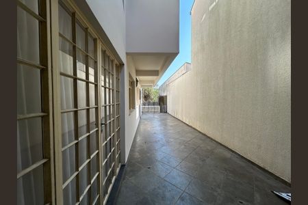 20_photo/94dce64189.3be18b52e244e7c2-ATLAS-83abaf79-e5eb-43d7-8bd2-74b8daf32bc4.jpg de casa à venda com 3 quartos, 300m² em Santa Cândida, Curitiba