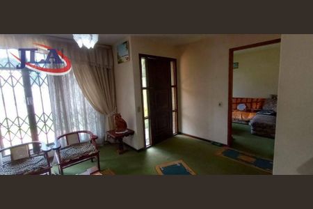 8_photo/94dce64333.68e56dc4e9194520-ATLAS-58a64845-b2c9-4c64-9bc3-35d4bde2d6a5.jpg de casa à venda com 3 quartos, 195m² em Santa Cândida, Curitiba