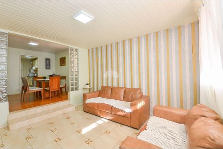 8_photo/94dce643a9.9d8fed69801cdea0-ATLAS-e88f0c4a-0582-4807-9954-cfcfb70fb985.jpg de casa à venda com 4 quartos, 135m² em Santa Cândida, Curitiba