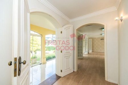 9_photo/94dce6443f.e0edc1fe868f9d4e-ATLAS-81b32f97-dc5d-4d5d-9a47-603c41d47c75.jpg de casa para alugar com 7 quartos, 800m² em Santa Cândida, Curitiba