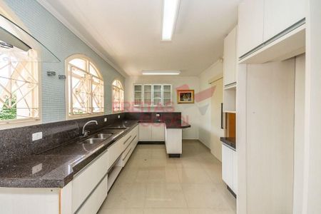 2_photo/94dce6443f.e0edc1fe868f9d4e-ATLAS-9d1cf18a-97b3-496a-b729-ebbb8690f691.jpg de casa para alugar com 7 quartos, 800m² em Santa Cândida, Curitiba