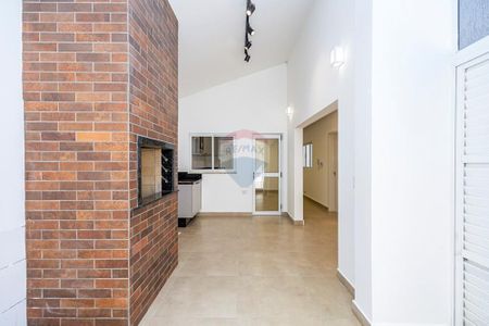 14_photo/94dce64457.8725941c6b7d3e7e-ATLAS-2025a570-43f3-48f4-bd0e-bfb4a72a558c.jpg de casa à venda com 3 quartos, 210m² em Santa Cândida, Curitiba