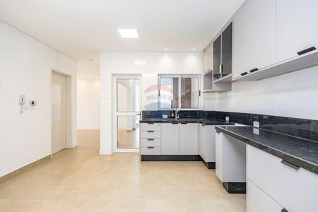 9_photo/94dce64457.8725941c6b7d3e7e-ATLAS-8b048f84-5409-4f14-b525-8c056bcf4b66.jpg de casa à venda com 3 quartos, 210m² em Santa Cândida, Curitiba