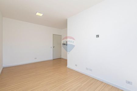 22_photo/94dce64457.8725941c6b7d3e7e-ATLAS-f0dbd2ae-66d5-46aa-a751-97c3bd5dc226.jpg de casa à venda com 3 quartos, 210m² em Santa Cândida, Curitiba