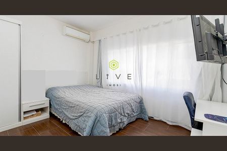 11_photo/94dce644cd.912bb953107d94de-ATLAS-5ea79213-082a-45b9-a15f-c6ddbb8b3be1.jpg de casa à venda com 5 quartos, 300m² em Santa Cândida, Curitiba