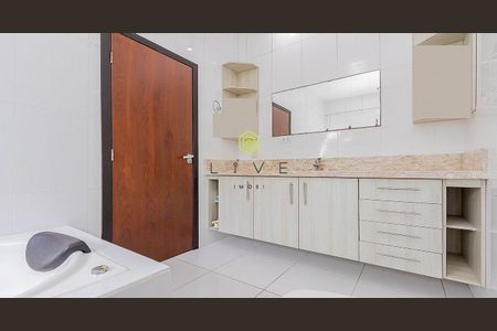 24_photo/94dce644cd.912bb953107d94de-ATLAS-a6975ee0-a230-4313-8a1d-7b5dfc694839.jpg de casa à venda com 5 quartos, 300m² em Santa Cândida, Curitiba