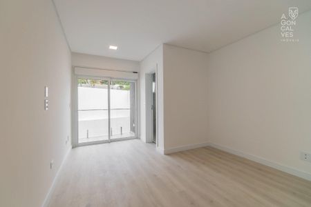 16_photo/94dce64641.4d10439012cb648a-ATLAS-62eb27fd-cd79-4ac8-b322-05958c006217.jpg de casa à venda com 3 quartos, 350m² em Santa Cândida, Curitiba