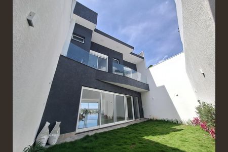 8_photo/94dce64641.a3ae9ae7e703bbee-ATLAS-c165229b-8eb5-4623-bd97-4e51f6e8af3d.jpg de casa à venda com 3 quartos, 350m² em Santa Cândida, Curitiba