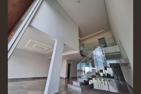 6_photo/94dce64641.a3ae9ae7e703bbee-ATLAS-da2e3642-6720-4acc-ba72-6f123dfd587c.jpg de casa à venda com 3 quartos, 350m² em Santa Cândida, Curitiba