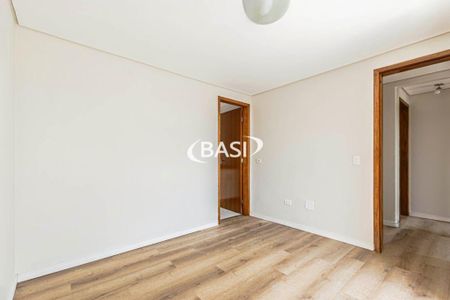 12_photo/94dce64857.4d65482bfe7d868d-ATLAS-fbb491ca-bc4d-43d3-8d2c-cffa1694a034.jpg de casa à venda com 3 quartos, 99m² em Santa Cândida, Curitiba