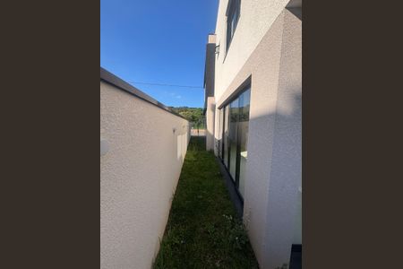 5_photo/94dce64afb.36e2668dabfffeeb-ATLAS-62974f01-99da-4cef-9a87-a4d6235da9e3.jpg de casa à venda com 3 quartos, 176m² em Santa Cândida, Curitiba