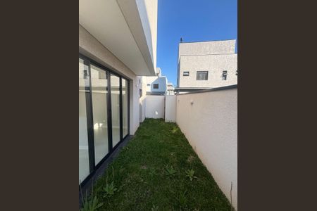 15_photo/94dce64afb.36e2668dabfffeeb-ATLAS-c4584f81-b8a7-44f0-9b80-4c2ff817939c.jpg de casa à venda com 3 quartos, 176m² em Santa Cândida, Curitiba