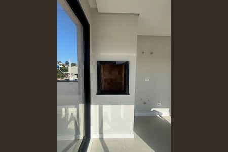 4_photo/94dce64afb.36e2668dabfffeeb-ATLAS-caa454fc-9456-43ce-afd6-5fd8497bebc4.jpg de casa à venda com 3 quartos, 176m² em Santa Cândida, Curitiba