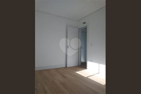 29_photo/94dce64afb.db20ad0f7650a763-ATLAS-9d4eb2ca-a5f2-42c4-b130-e449d9d8a5b1.jpg de casa à venda com 3 quartos, 174m² em Santa Cândida, Curitiba