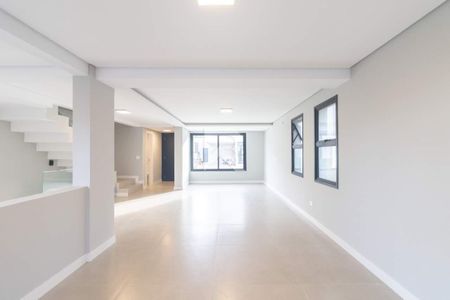 7_photo/94dce64b03.f102484b6e6e4656-ATLAS-1bfb2f2a-8e02-432b-b9bf-c7bdf1fbebb9.jpg de casa à venda com 3 quartos, 232m² em Santa Cândida, Curitiba