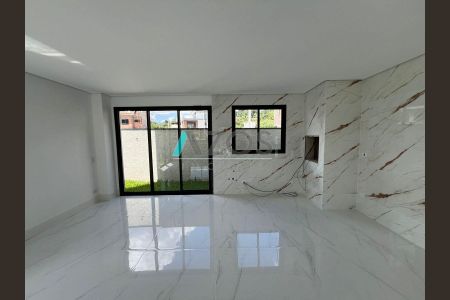 14_photo/94dce64b97.ceff8192393c33de-ATLAS-bbf2e016-92da-4a09-a728-94c2dbfb520c.jpg de casa à venda com 3 quartos, 160m² em Santa Cândida, Curitiba