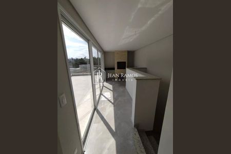 34_photo/94dce64b97.e6f02a1e96aef2b1-ATLAS-c76a95af-2514-416b-bb8e-a0411a9a7fbd.jpg de casa à venda com 3 quartos, 212m² em Santa Cândida, Curitiba