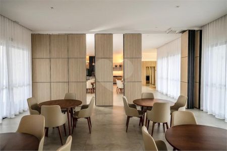 8_photo/94dce64b97.e98a0441d5514113-ATLAS-2187c2d4-2d22-40f4-b152-196e9d9d6b39.jpg de casa à venda com 3 quartos, 174m² em Santa Cândida, Curitiba