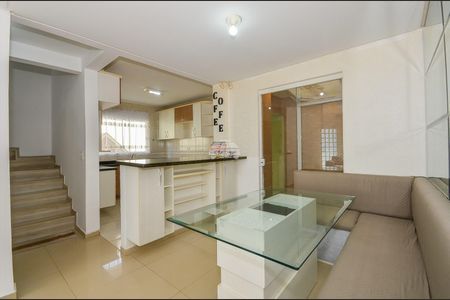 2_photo/94dce64c03.f9a0e4c340be8be4-ATLAS-e5e4c842-db1e-4f82-a84d-20bdaba09776.jpg de casa à venda com 3 quartos, 112m² em Santa Cândida, Curitiba